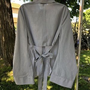 Button up blouse with cut out and balloon sleeves